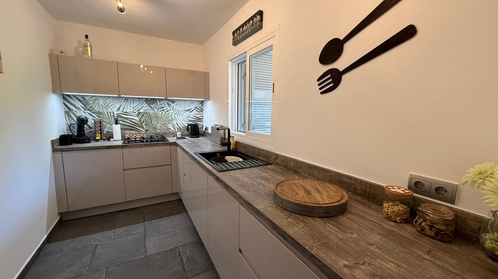 2 slaapkamer Appartement te koop in Sant Agusti des Vedra met zwembad garage - € 689.000 (Ref: 8942276)