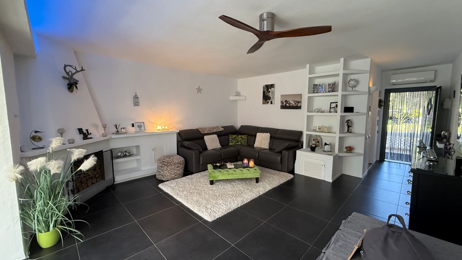 2 slaapkamer Appartement te koop in Sant Agusti des Vedra met zwembad garage - € 689.000 (Ref: 8942276)