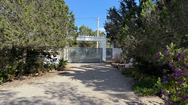 2 slaapkamer Appartement te koop in Sant Agusti des Vedra, San Jose / Sant Josep de Sa Talaia met zwembad garage - € 689.000 (Ref: 8942276)