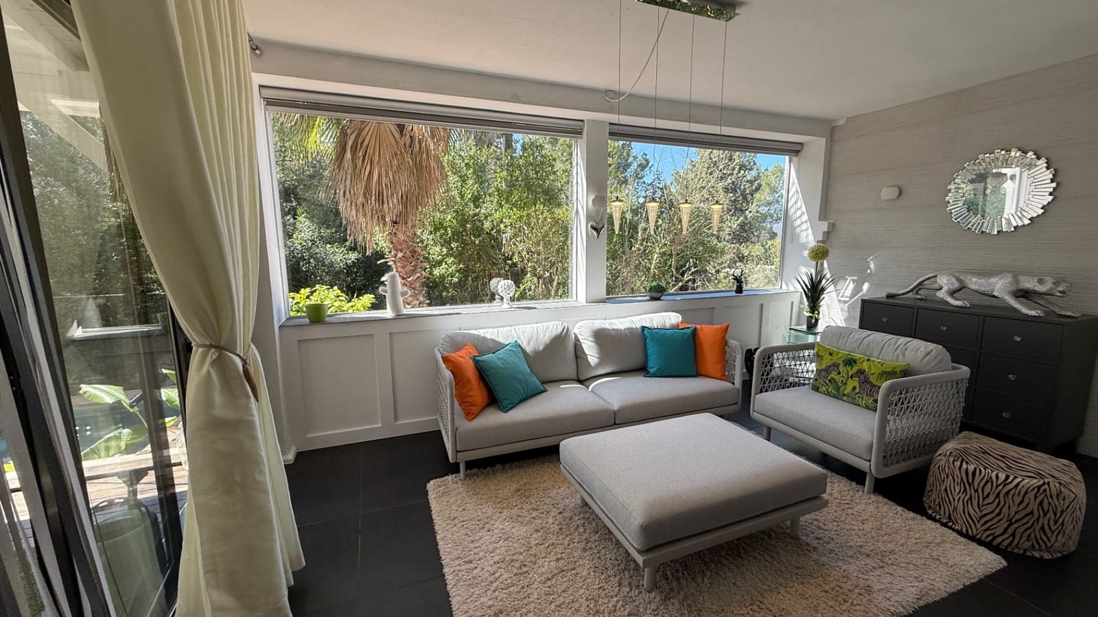 2 slaapkamer Appartement te koop in Sant Agusti des Vedra met zwembad garage - € 689.000 (Ref: 8942276)