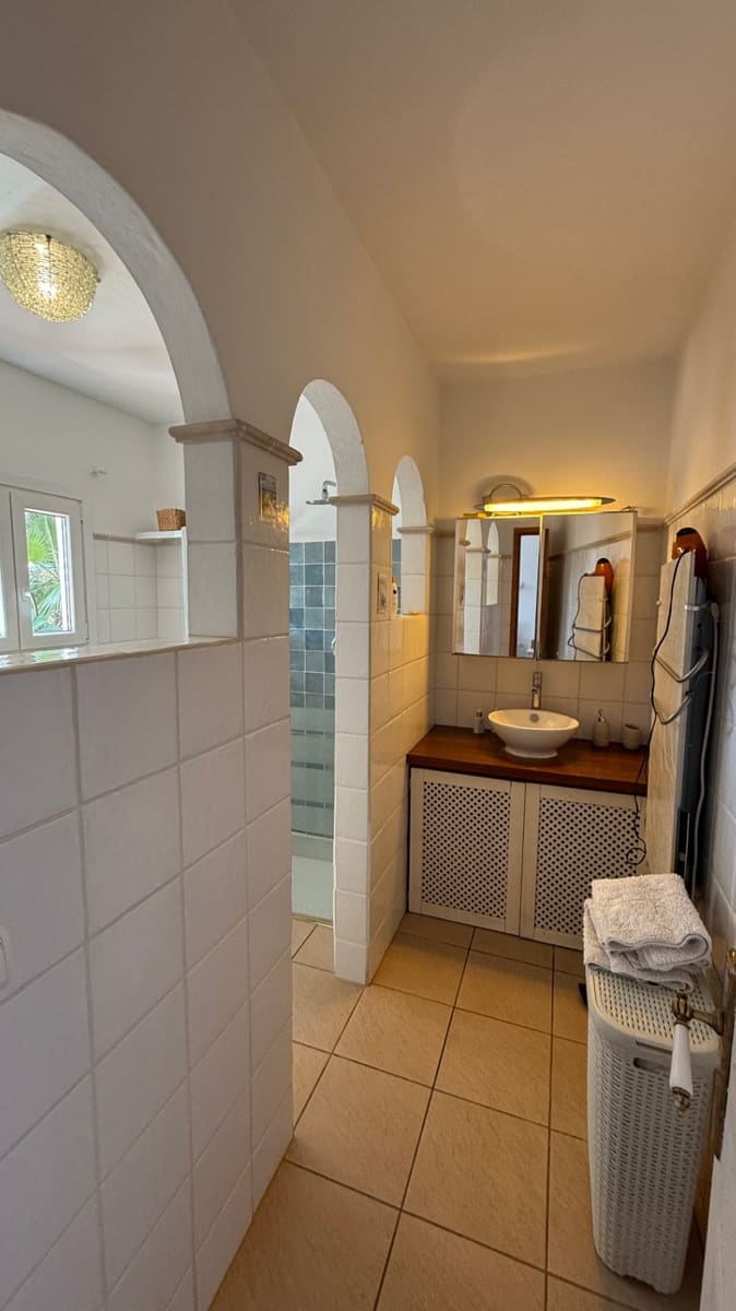 3 slaapkamer Villa te koop in Ibiza dorp met zwembad - € 2.500.000 (Ref: 8981817)