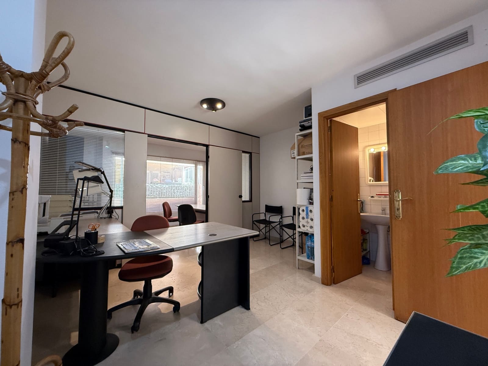 2 slaapkamer Kantoor te koop in Ibiza dorp - € 220.000 (Ref: 9086136)