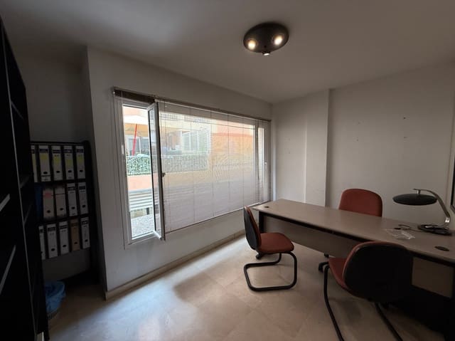 2 slaapkamer Kantoor te koop in Ibiza dorp - € 220.000 (Ref: 9086136)