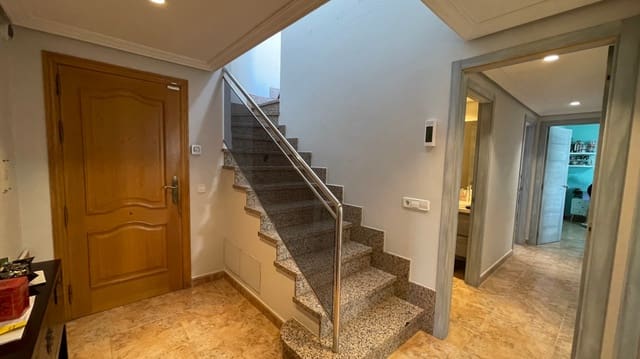 4 slaapkamer Penthouse te koop in Nuestra Señora de Jesus, Santa Eulalia / Santa Eularia met garage - € 870.000 (Ref: 9172317)