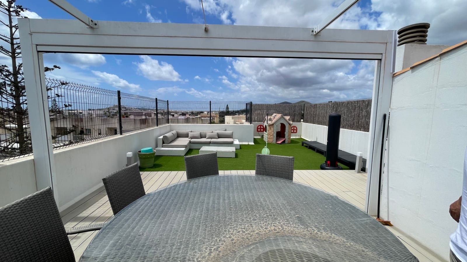 4 soveværelse Penthouse til salg i Nuestra Senora de Jesus med garage - € 870.000 (Ref: 9172317)