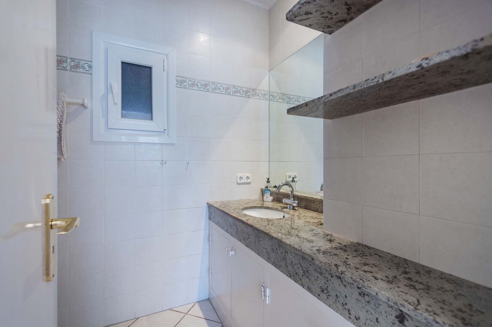 5 chambre Villa/Maison à vendre à Cala Moli avec piscine garage - 2 400 000 € (Ref: 9196962)