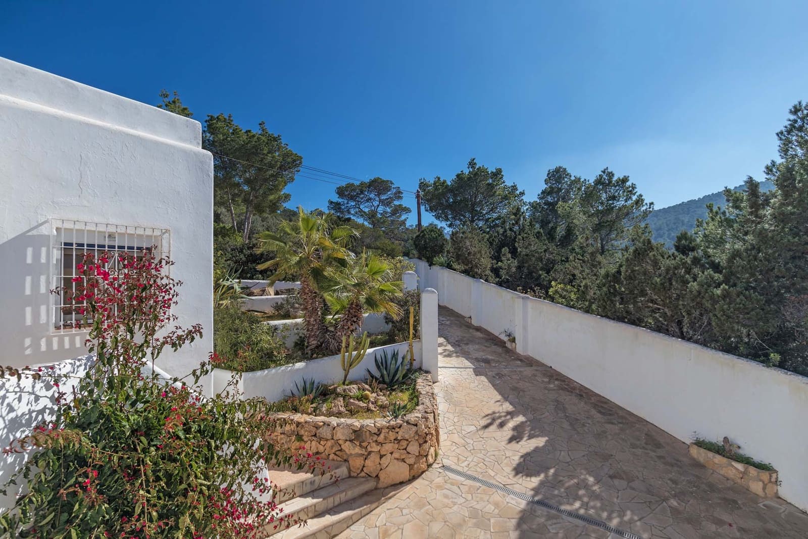 5 chambre Villa/Maison à vendre à Cala Moli avec piscine garage - 2 400 000 € (Ref: 9196962)