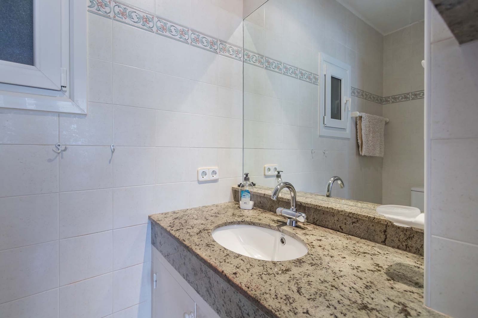 5 chambre Villa/Maison à vendre à Cala Moli avec piscine garage - 2 400 000 € (Ref: 9196962)