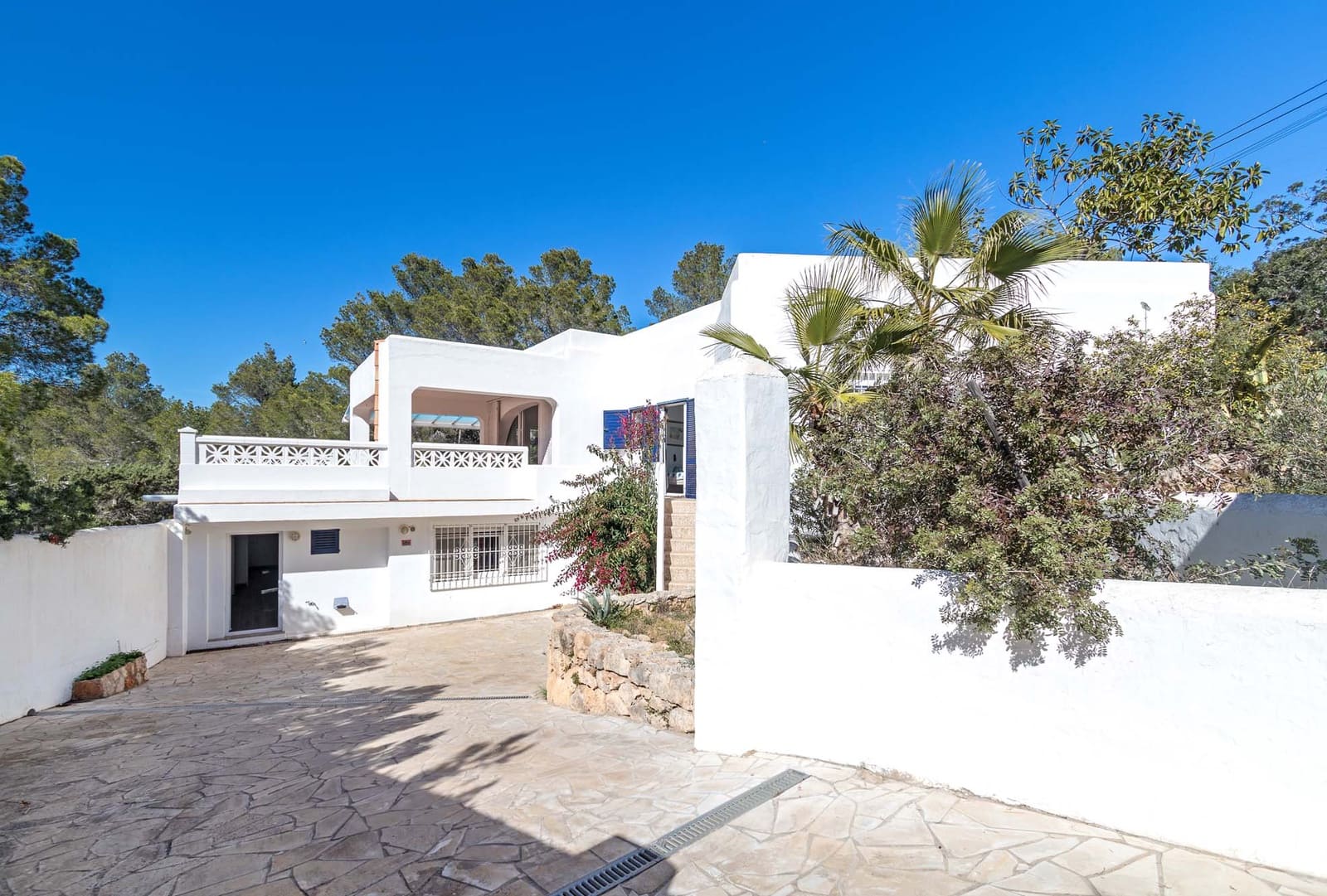 5 chambre Villa/Maison à vendre à Cala Moli avec piscine garage - 2 400 000 € (Ref: 9196962)