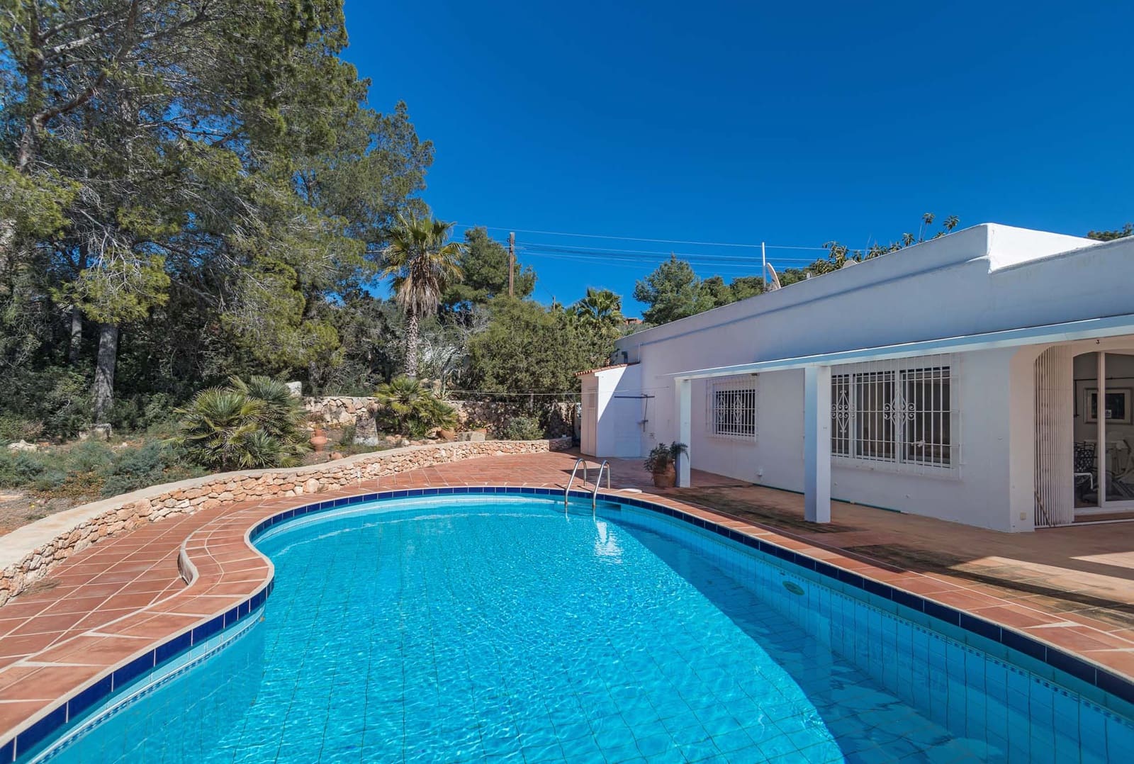 5 chambre Villa/Maison à vendre à Cala Moli avec piscine garage - 2 400 000 € (Ref: 9196962)