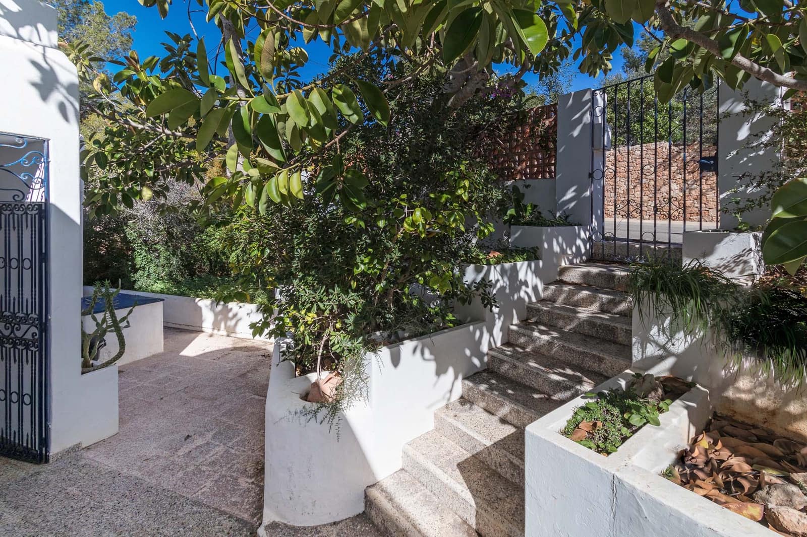 5 chambre Villa/Maison à vendre à Cala Moli avec piscine garage - 2 400 000 € (Ref: 9196962)