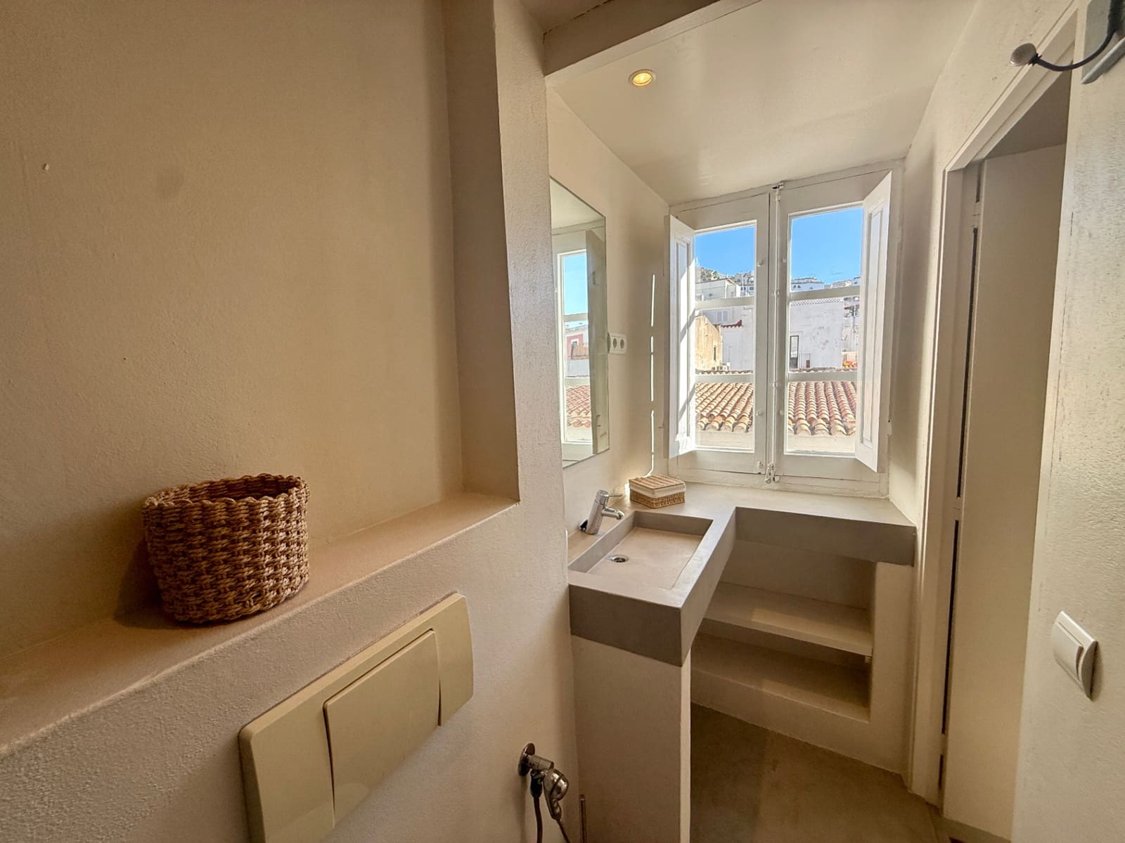 2 bedroom Apartment for sale in Ibiza / Eivissa town - € 480,000 (Ref: 9226030)