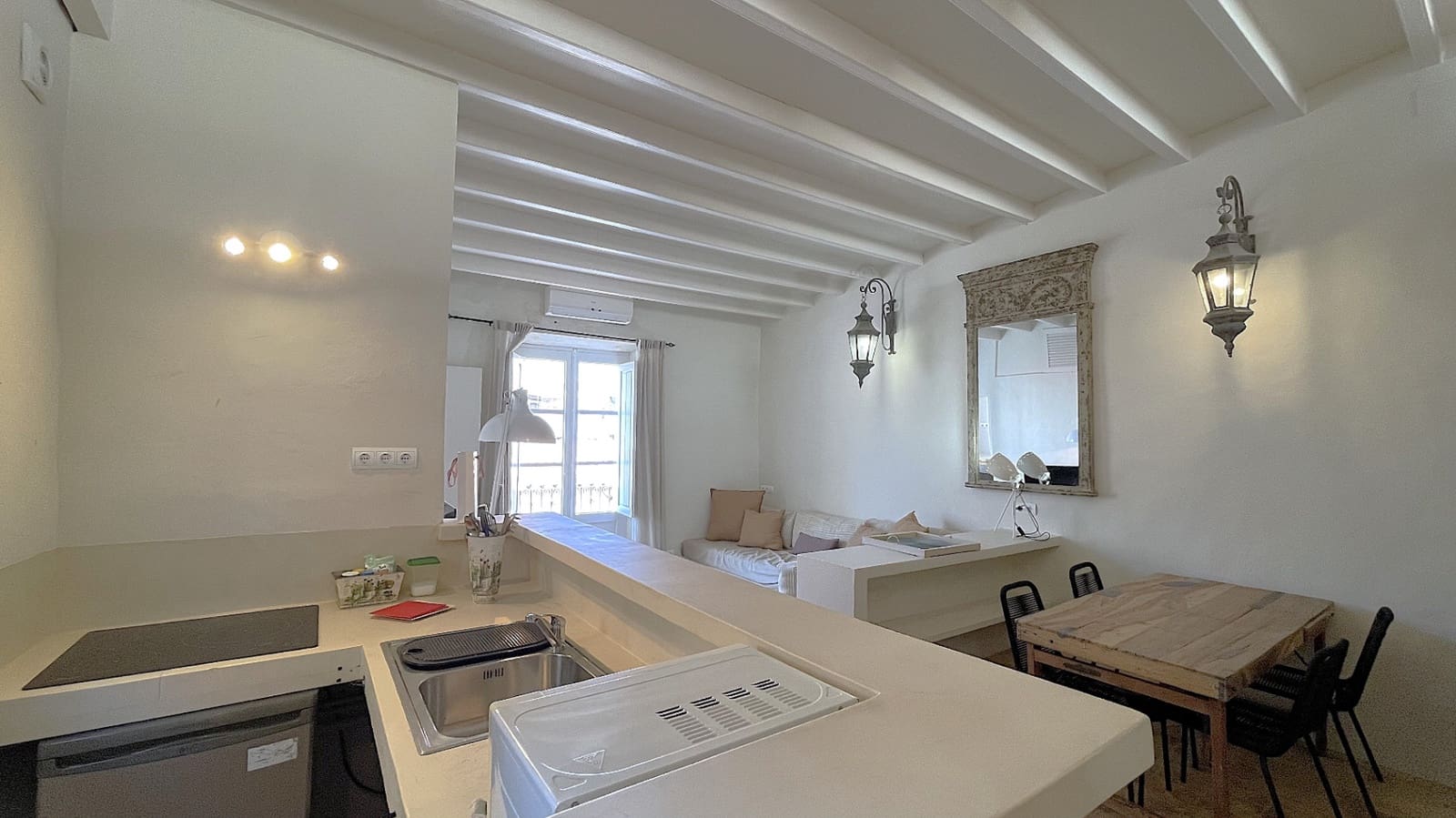 2 bedroom Apartment for sale in Ibiza / Eivissa town - € 480,000 (Ref: 9226030)