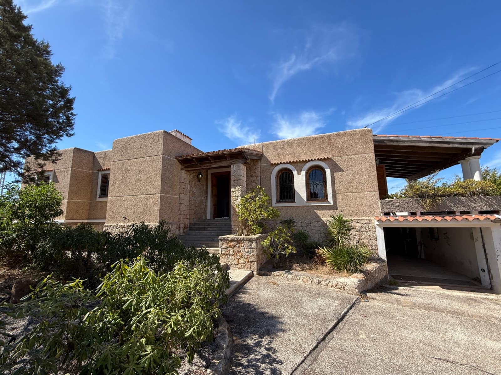 4 slaapkamer Villa te koop in Cala d'en Bou met zwembad garage - € 1.315.000 (Ref: 9293287)