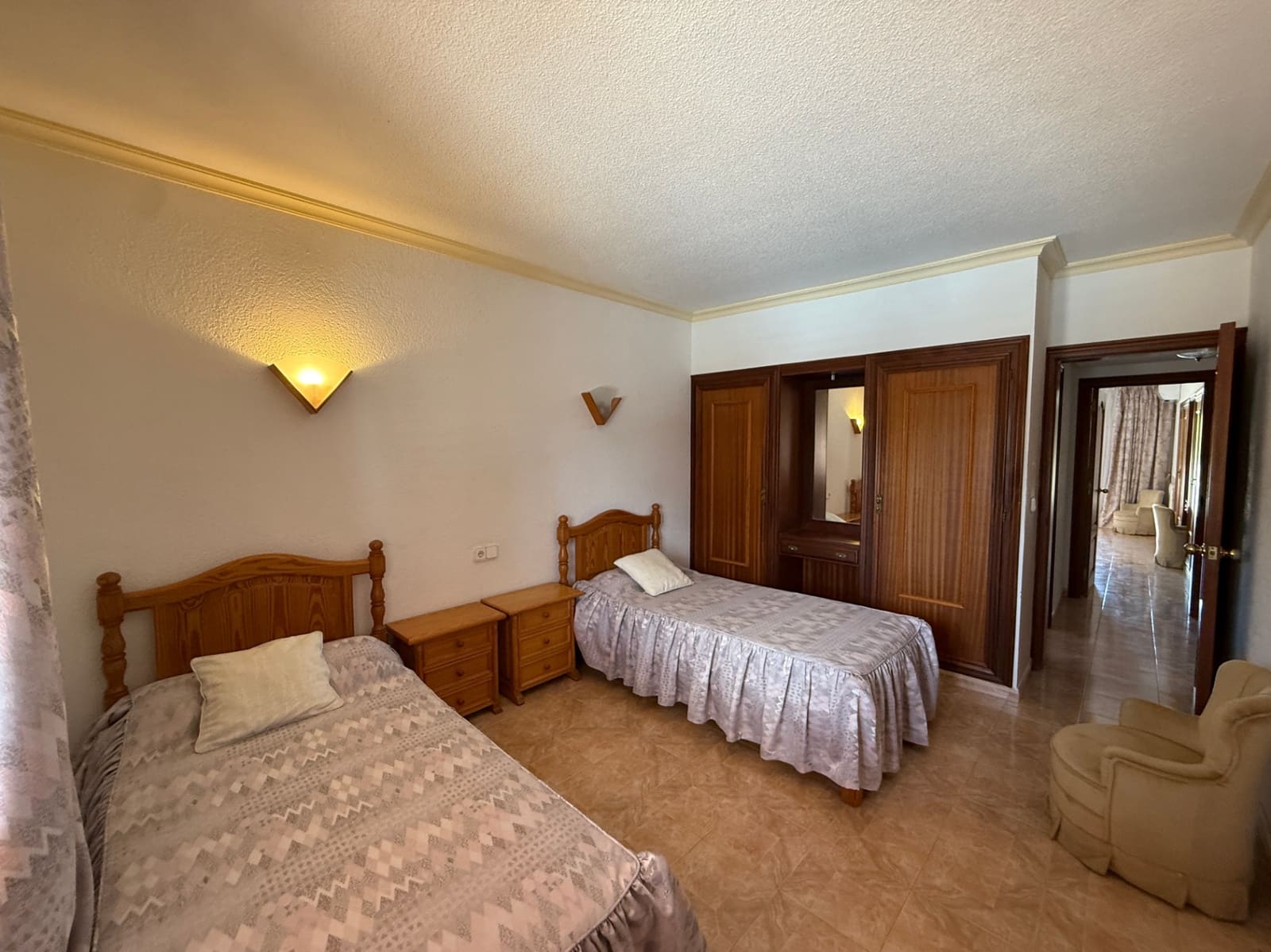 4 slaapkamer Villa te koop in Cala d'en Bou met zwembad garage - € 1.315.000 (Ref: 9293287)