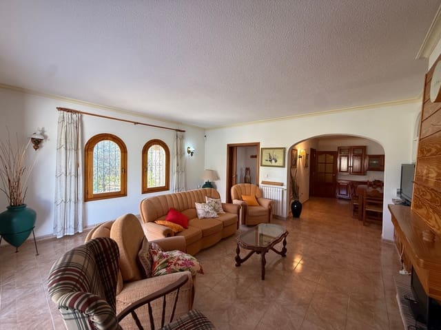 4 slaapkamer Villa te koop in Cala d'en Bou, San Jose / Sant Josep de Sa Talaia met zwembad garage - € 1.315.000 (Ref: 9293287)