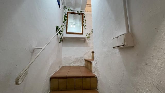 1 slaapkamer Appartement te koop in Ibiza dorp - € 250.000 (Ref: 9297881)