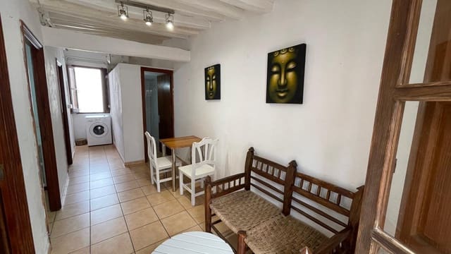 1 slaapkamer Appartement te koop in Ibiza dorp - € 250.000 (Ref: 9297881)