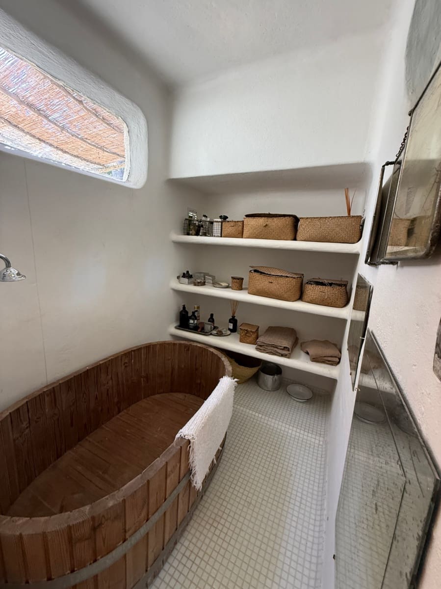 2 slaapkamer Villa te koop in Sant Agusti des Vedra met zwembad - € 1.200.000 (Ref: 9665147)