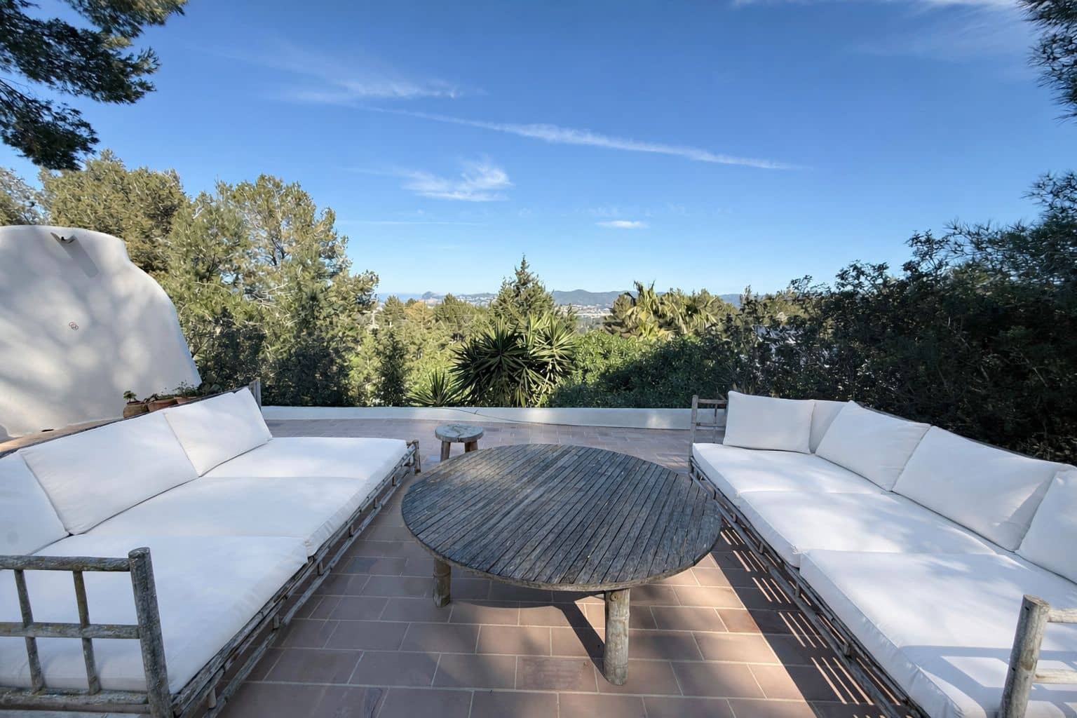 2 slaapkamer Villa te koop in Sant Agusti des Vedra met zwembad - € 1.200.000 (Ref: 9665147)