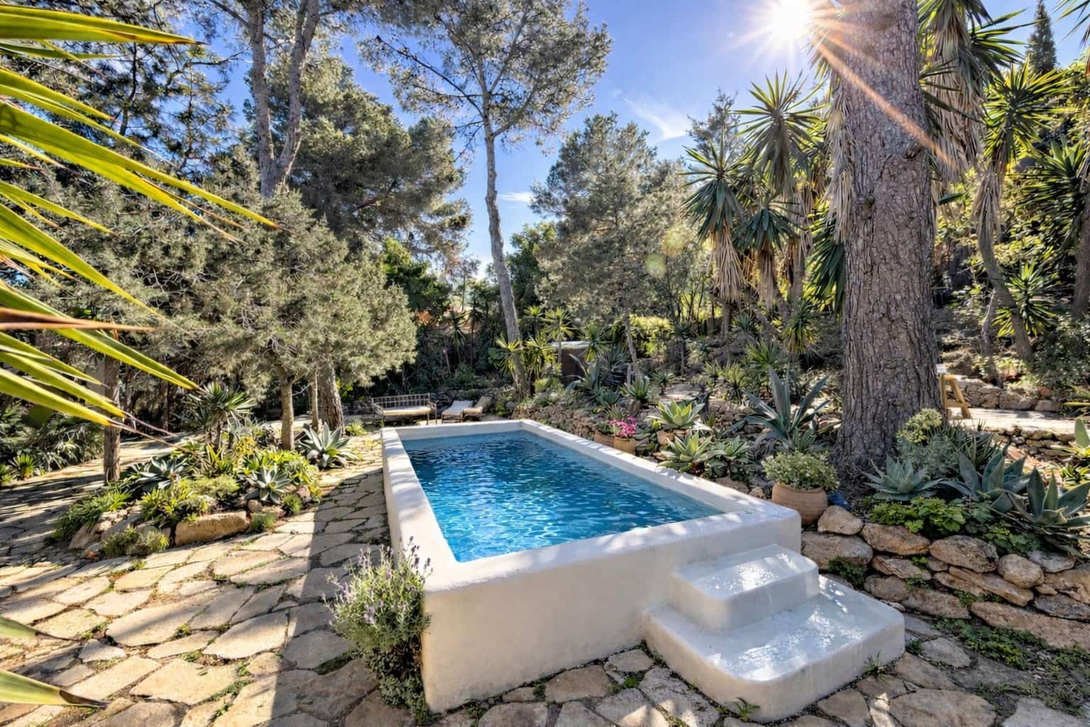 2 slaapkamer Villa te koop in Sant Agusti des Vedra met zwembad - € 1.200.000 (Ref: 9665147)