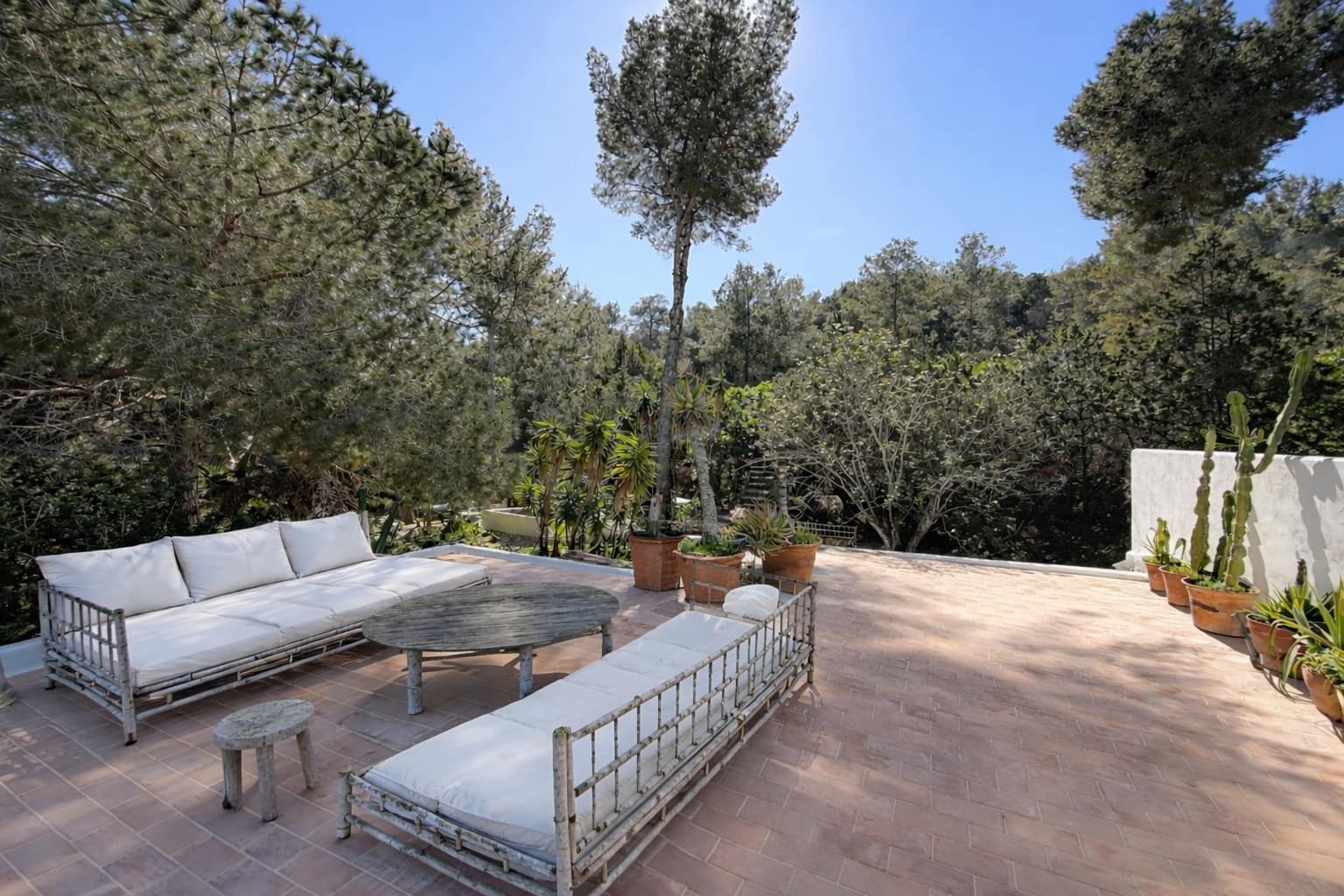 2 slaapkamer Villa te koop in Sant Agusti des Vedra met zwembad - € 1.200.000 (Ref: 9665147)