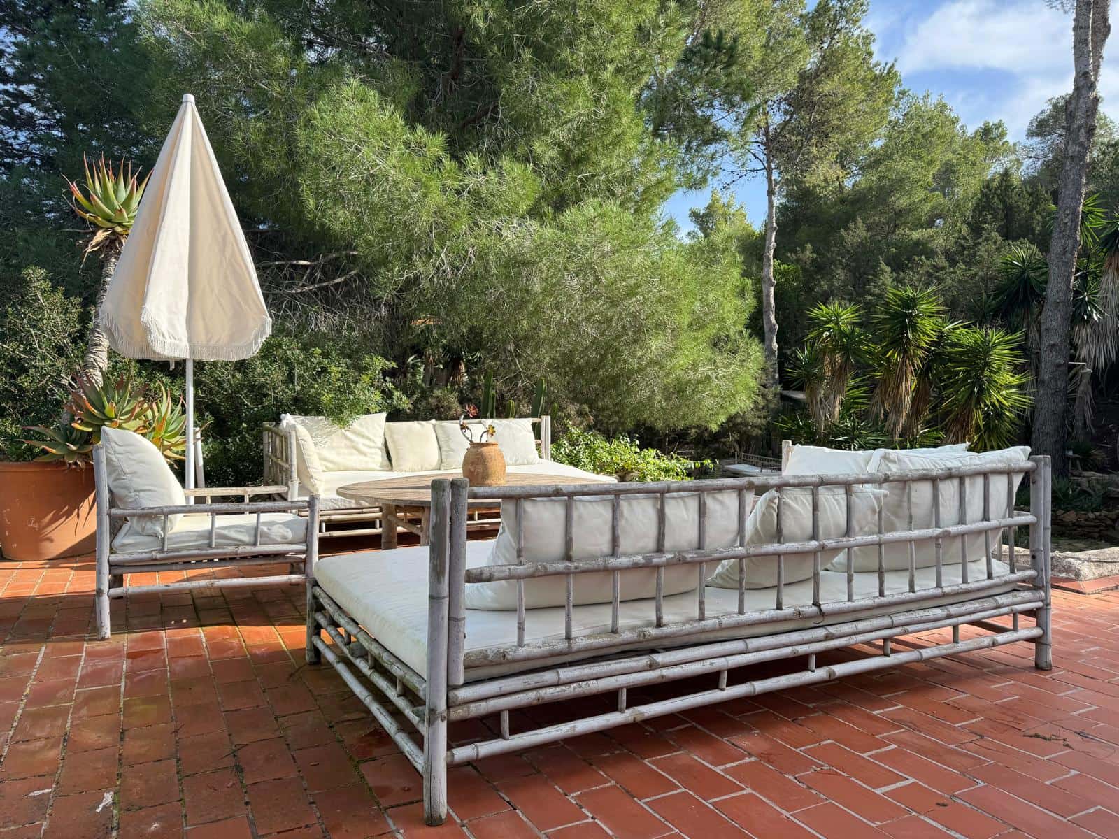 2 slaapkamer Villa te koop in Sant Agusti des Vedra met zwembad - € 1.200.000 (Ref: 9665147)