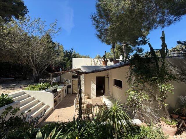 2 slaapkamer Villa te koop in Sant Agusti des Vedra, San Jose / Sant Josep de Sa Talaia met zwembad - € 1.200.000 (Ref: 9665147)