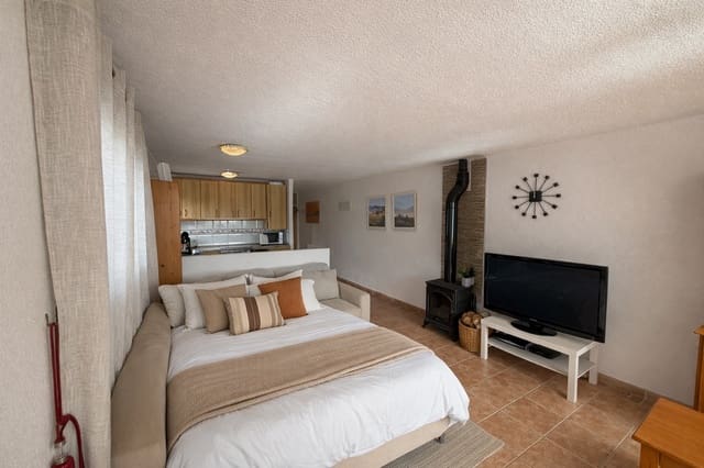 1 soveværelse Lejlighed til salg i Cala Llonga, Santa Eulalia / Santa Eularia med swimmingpool garage - € 375.000 (Ref: 9752482)