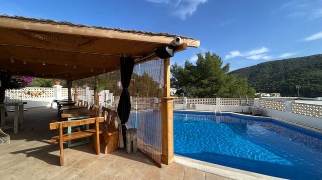 1 soveværelse Lejlighed til salg i Cala Llonga, Santa Eulalia / Santa Eularia med swimmingpool garage - € 375.000 (Ref: 9752482)