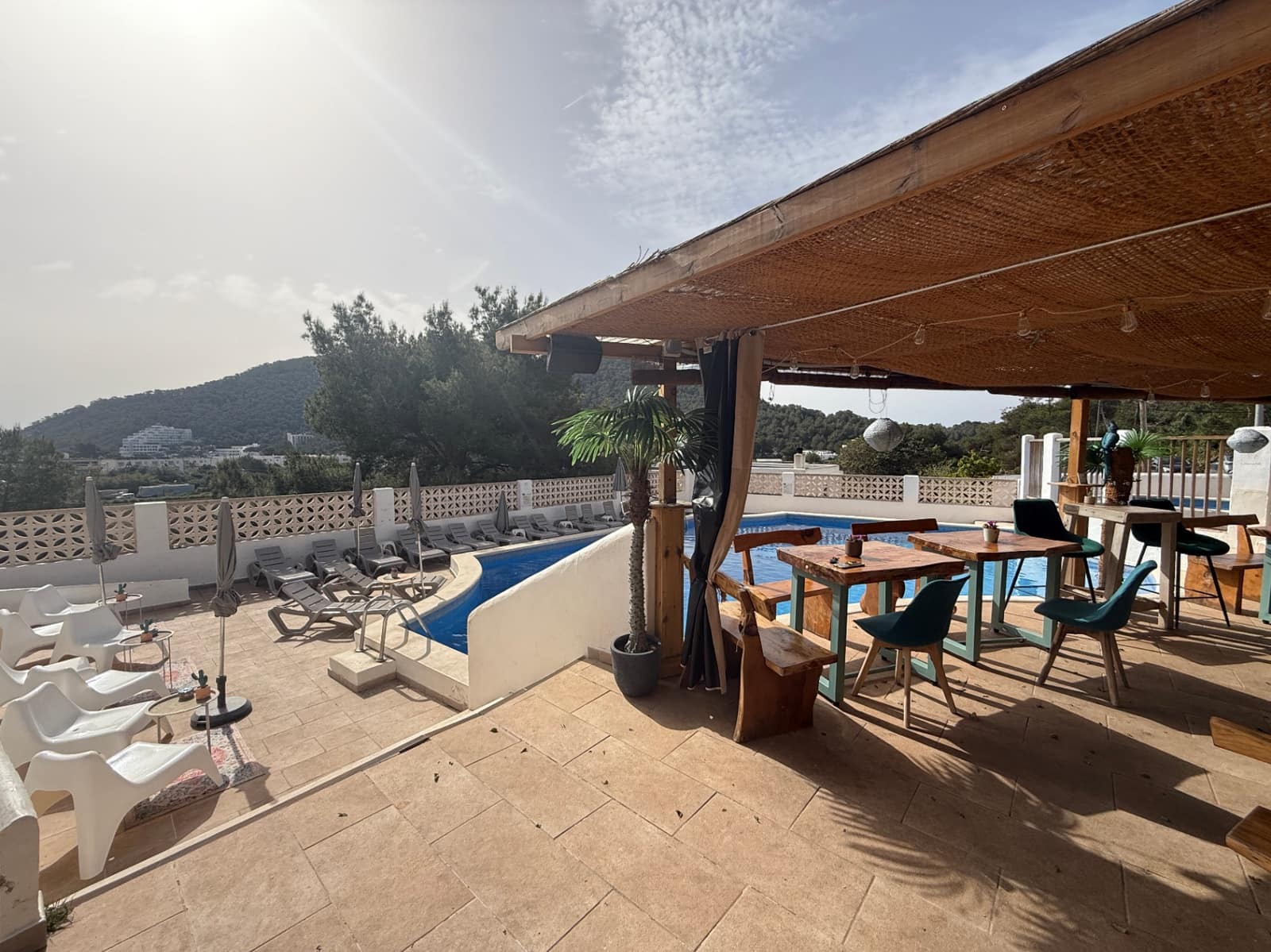 1 soveværelse Lejlighed til salg i Cala Llonga med swimmingpool garage - € 375.000 (Ref: 9752482)