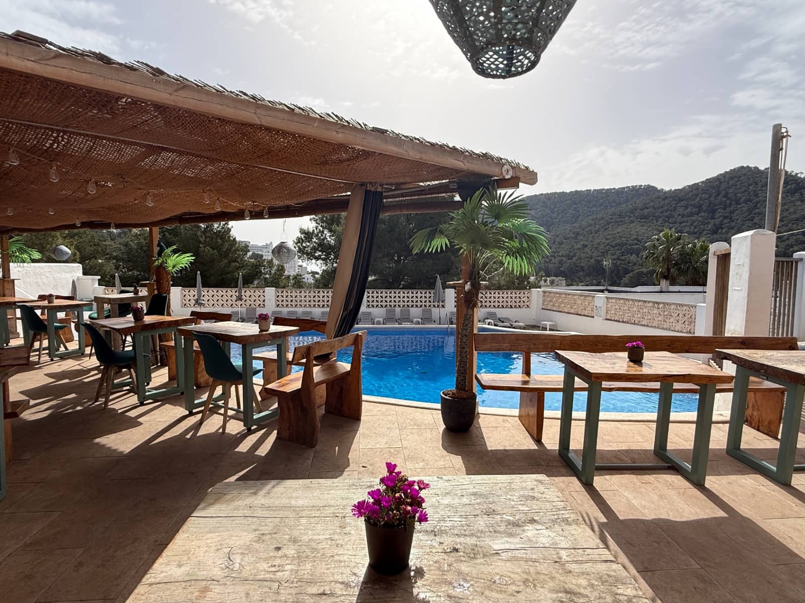 1 soveværelse Lejlighed til salg i Cala Llonga med swimmingpool garage - € 375.000 (Ref: 9752482)