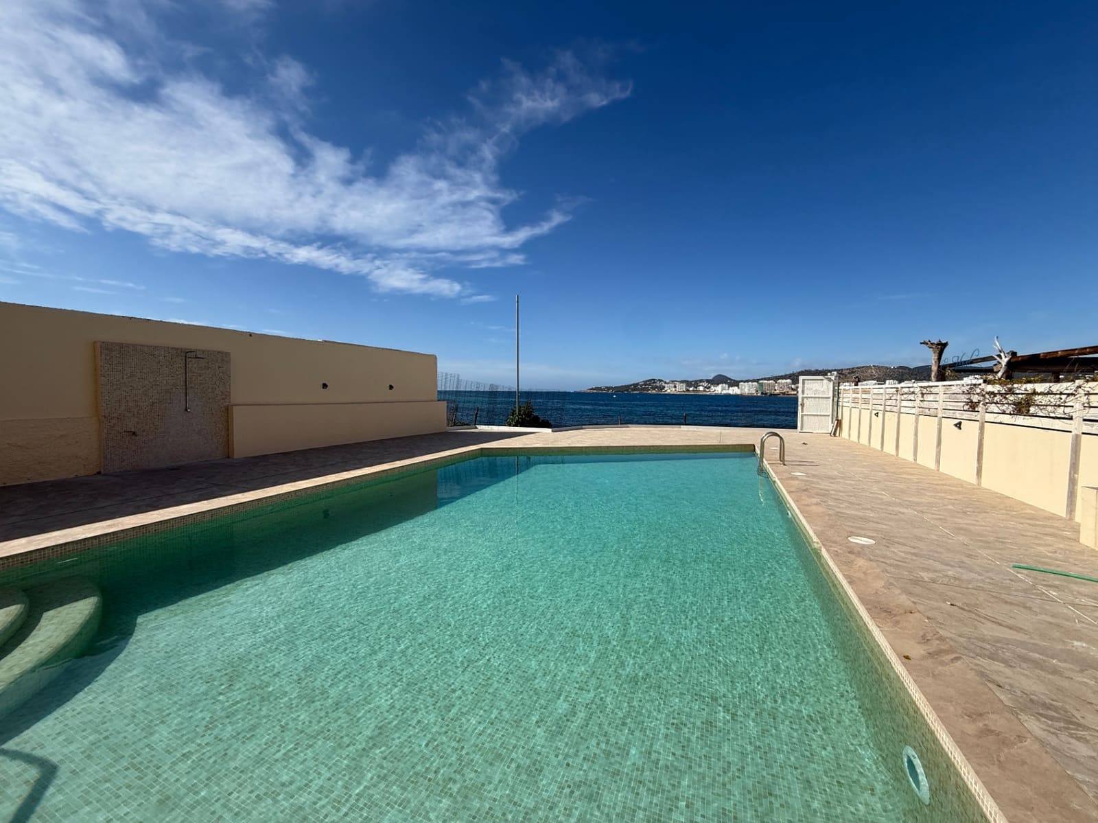 Leilighet til salgs i San Jose / Sant Josep de Sa Talaia med svømmebasseng - € 280 000 (Ref: 9752483)