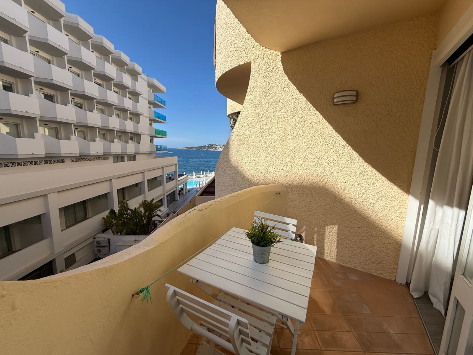 Leilighet til salgs i San Jose / Sant Josep de Sa Talaia med svømmebasseng - € 280 000 (Ref: 9752483)