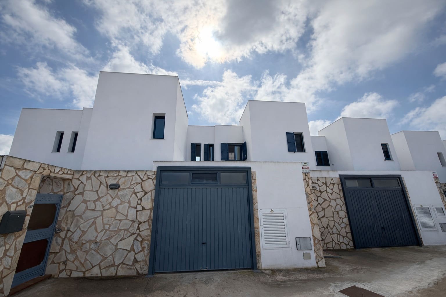 3 soveværelse Byhus til salg i Port des Torrent med swimmingpool garage - € 620.000 (Ref: 9752485)