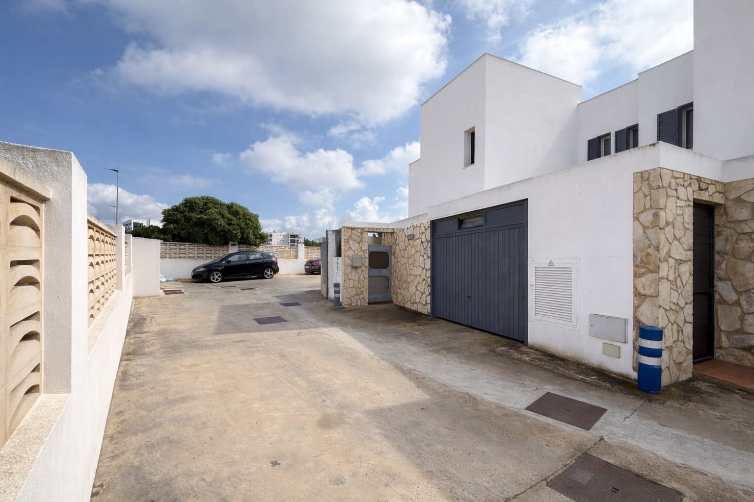 3 soveværelse Byhus til salg i Port des Torrent med swimmingpool garage - € 620.000 (Ref: 9752485)