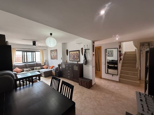 3 soveværelse Byhus til salg i Port des Torrent, San Jose / Sant Josep de Sa Talaia med swimmingpool garage - € 620.000 (Ref: 9752485)