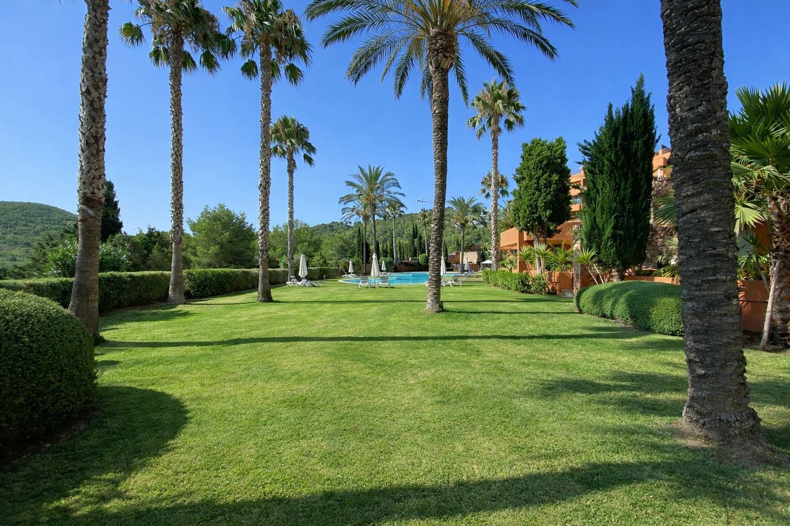 2 Zimmer Apartment zu verkaufen in Roca Llisa mit Pool Garage - 735.000 € (Ref: 9775915)