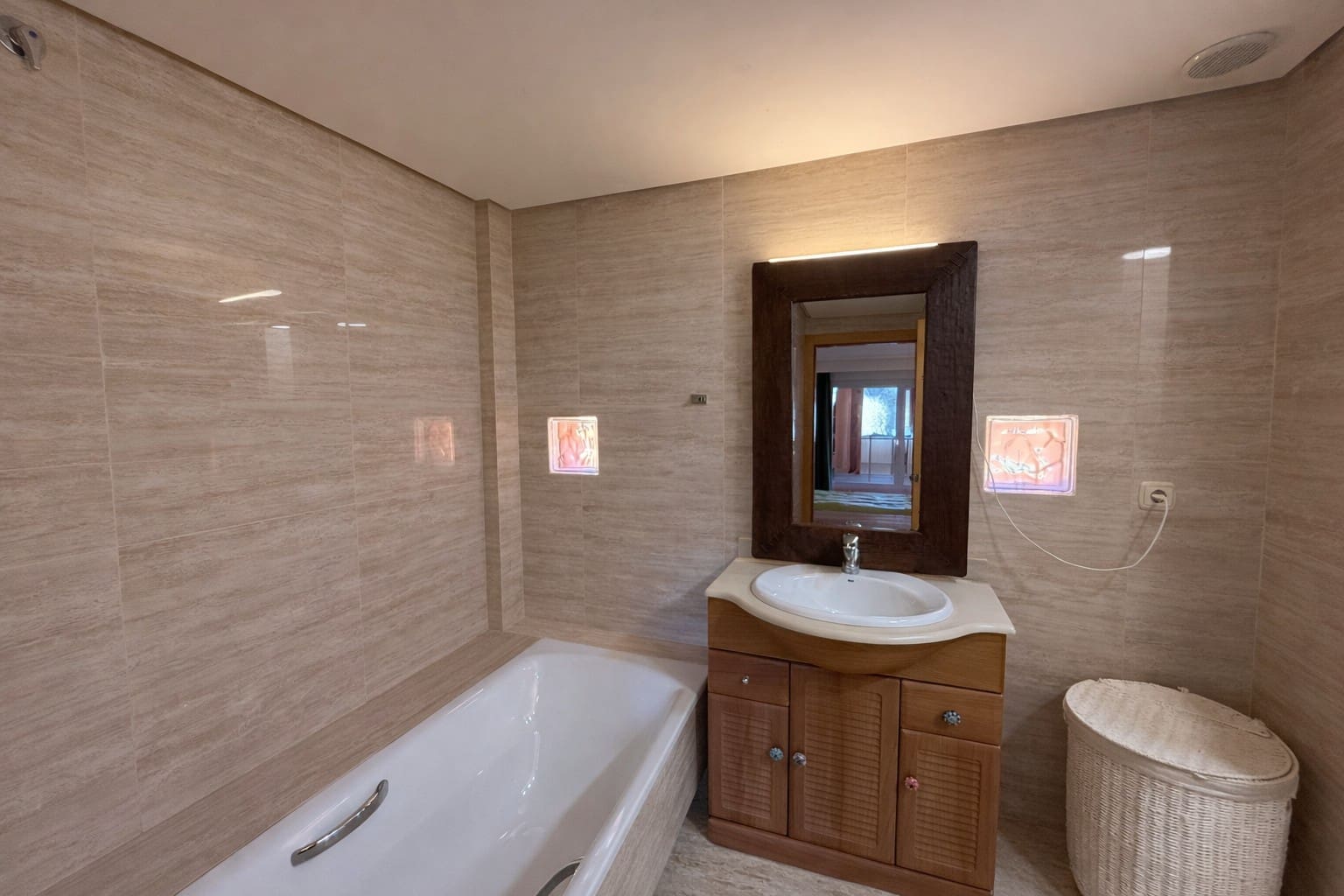 2 Zimmer Apartment zu verkaufen in Roca Llisa mit Pool Garage - 735.000 € (Ref: 9775915)