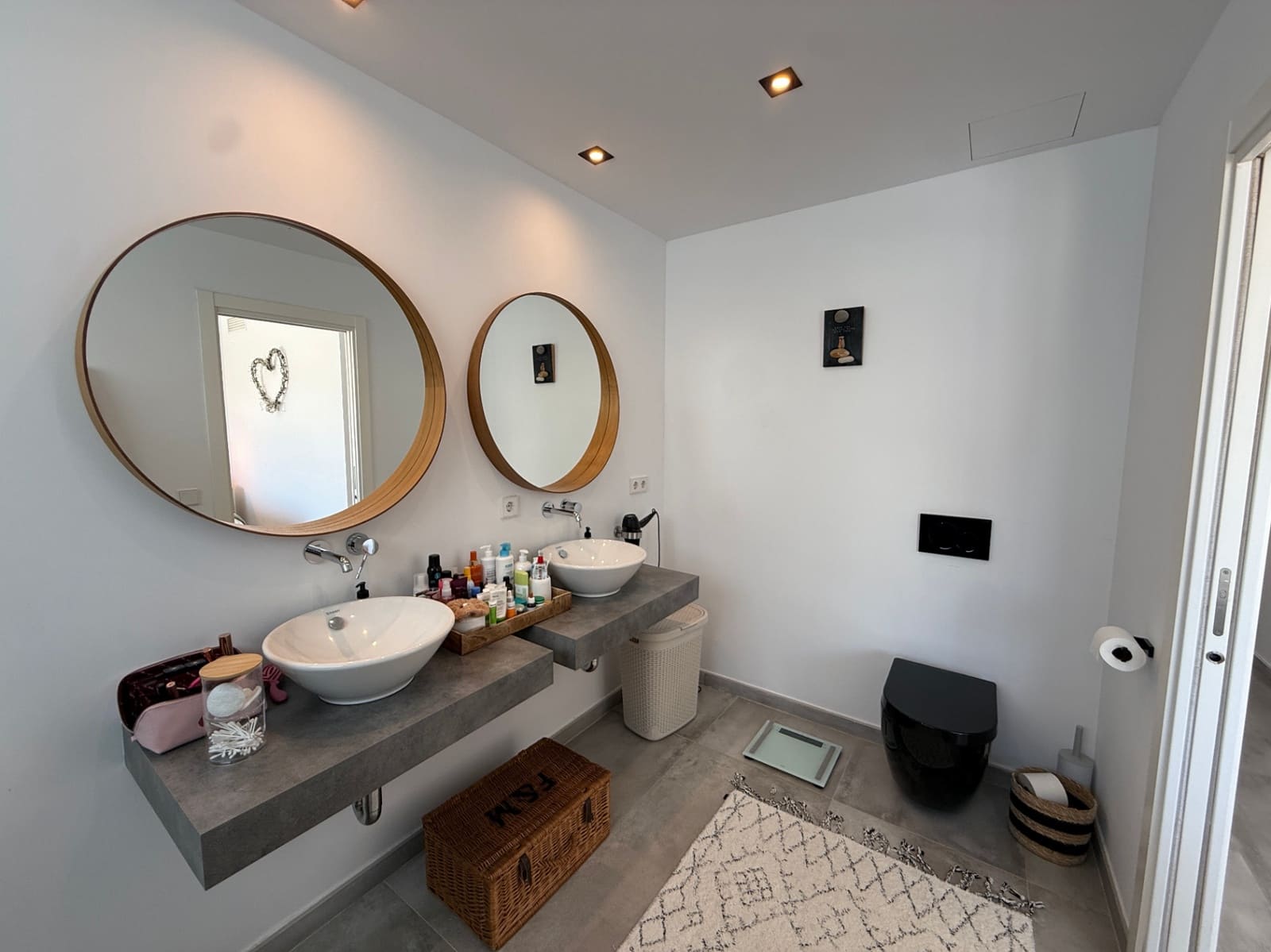 3 bedroom Townhouse for sale in Nuestra Senora de Jesus with pool garage - € 1,499,000 (Ref: 9850094)