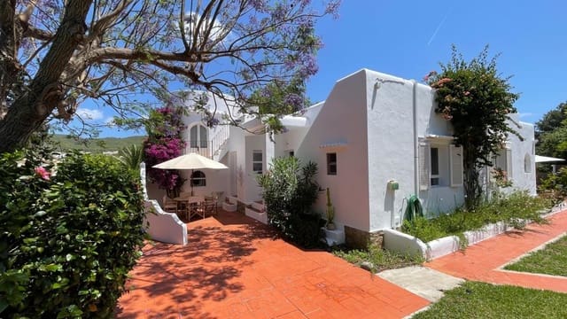 5 camera da letto Villa in vendita in Santa Eulalia / Santa Eularia con piscina garage - 1.850.000 € (Rif: 9877556)