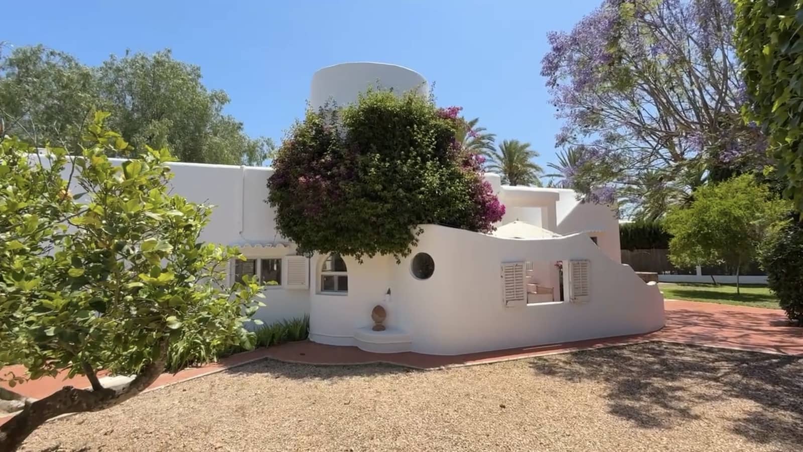 5 soveværelse Villa til salg i Santa Eulalia / Santa Eularia med swimmingpool garage - € 1.850.000 (Ref: 9877556)