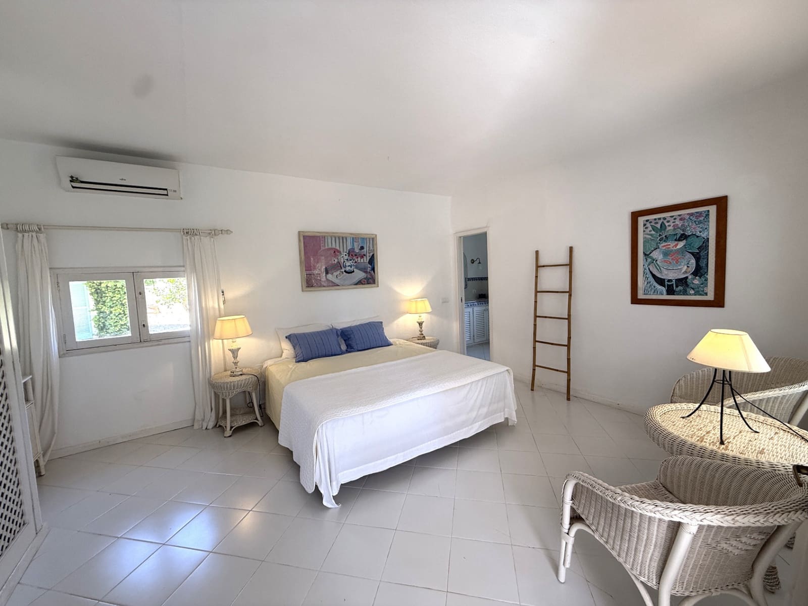 5 soveværelse Villa til salg i Santa Eulalia / Santa Eularia med swimmingpool garage - € 1.850.000 (Ref: 9877556)