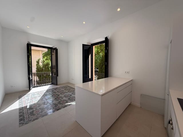 Apartamento de 2 habitaciones en Ibiza / Eivissa ciudad en venta - 790.000 € (Ref: 9890946)