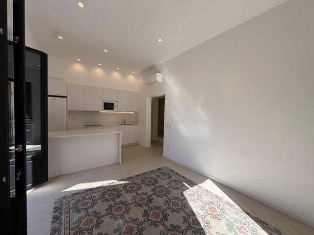 Apartamento de 2 habitaciones en Ibiza / Eivissa ciudad en venta - 790.000 € (Ref: 9890946)