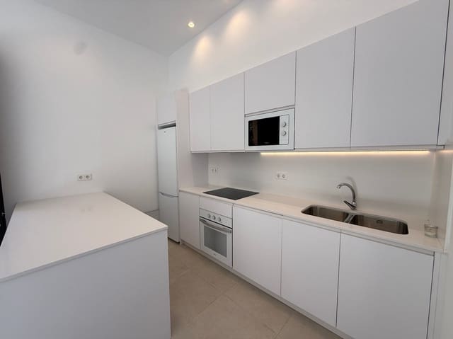 Apartamento de 2 habitaciones en Ibiza / Eivissa ciudad en venta - 790.000 € (Ref: 9890946)