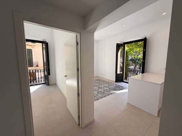 Apartamento de 2 habitaciones en Ibiza / Eivissa ciudad en venta - 790.000 € (Ref: 9890946)