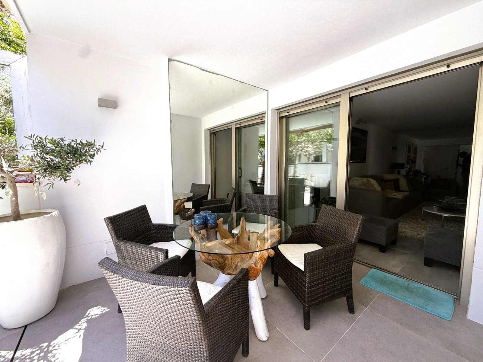 2 chambre Appartement à vendre à Talamanca avec piscine garage - 998 500 € (Ref: 9912235)