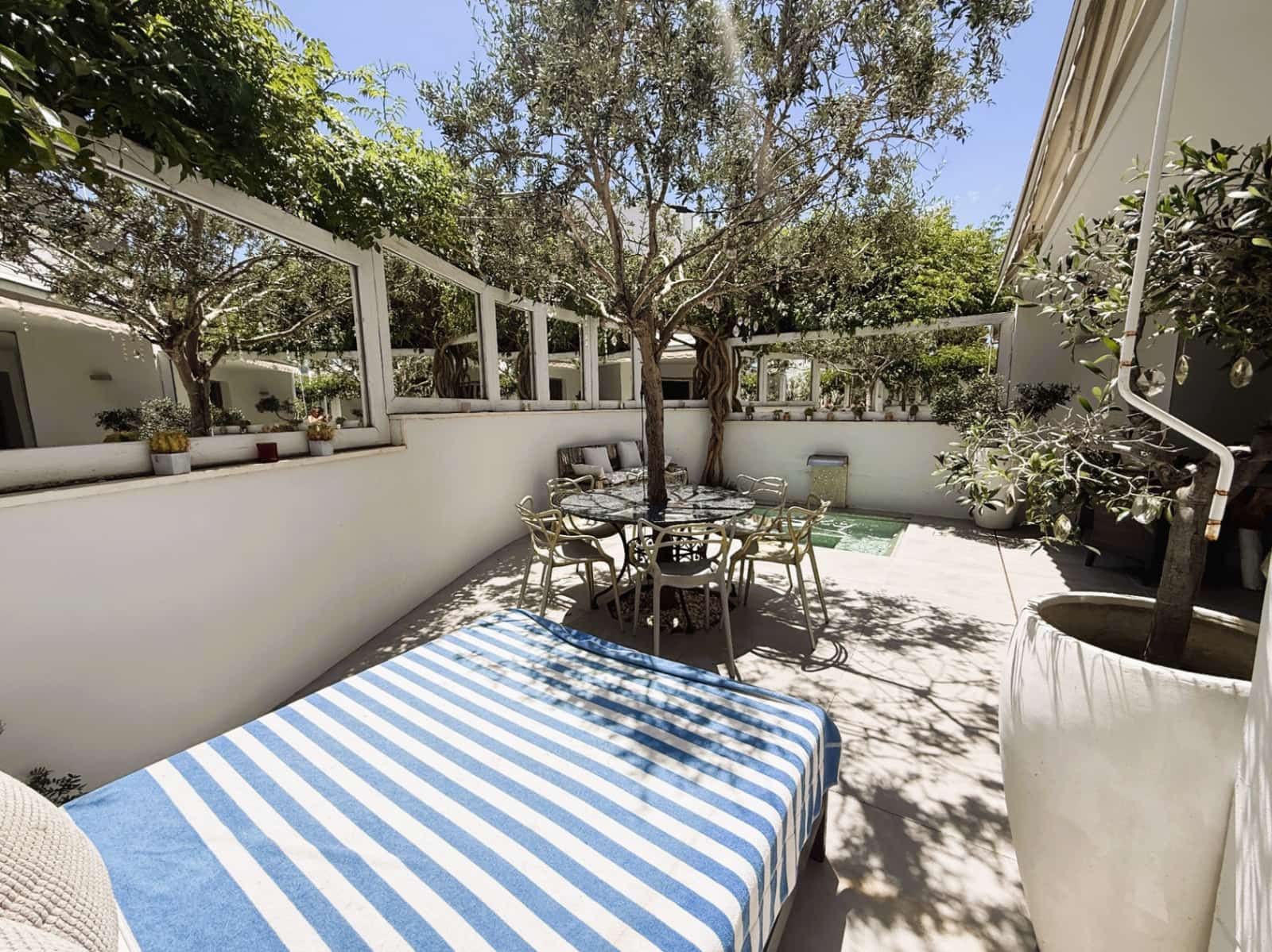 2 chambre Appartement à vendre à Talamanca avec piscine garage - 998 500 € (Ref: 9912235)