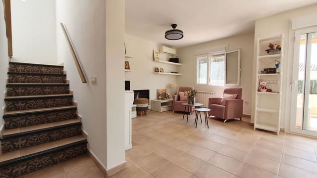 3 Zimmer Villa zu verkaufen in La Nucia mit Pool Garage - 460.000 € (Ref: 10048685)